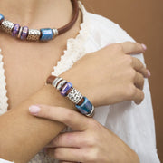 Breites Lederarmband mit grossen Perlen - CAIRO Armband KOOMPLIMENTS 